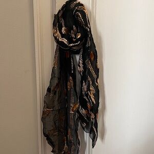 Silk/Velvet Chic Black Patterned Scarf